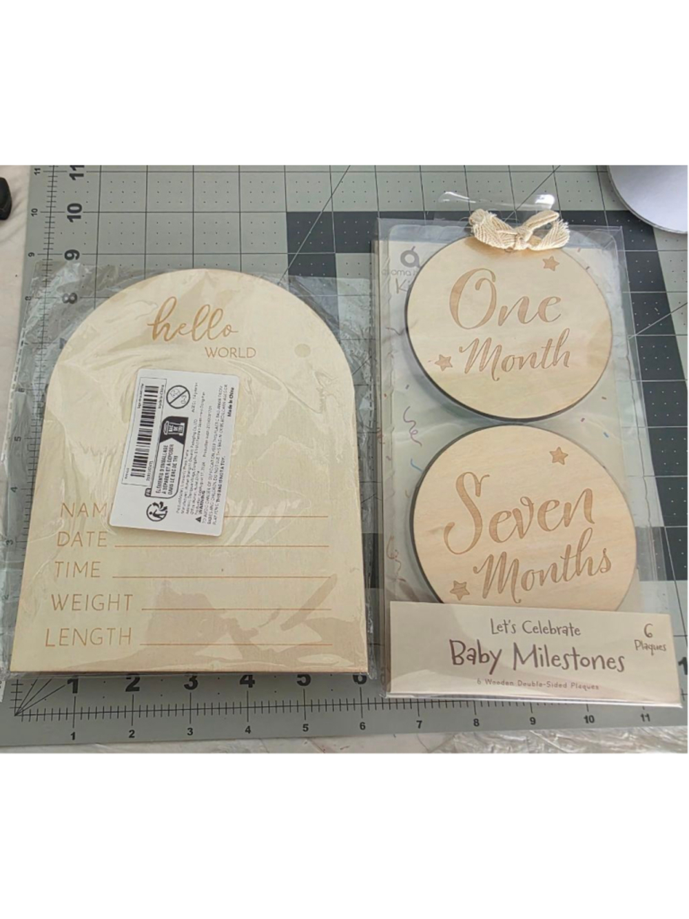 Announcement board and Baby Milestones Wooden Plaques One Size Beige